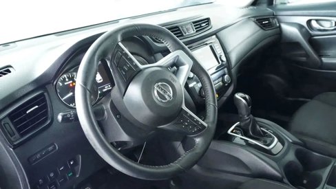 Used 2020 Nissan Rogue SV image 15