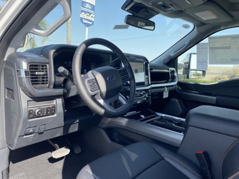 New 2025 Ford F250 Lariat w/ Lariat Ultimate Package image 9