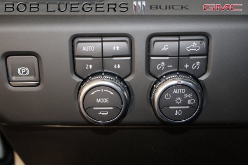 New 2026 GMC Sierra 3500 AT4 w/ AT4 Premium Plus Package image 33