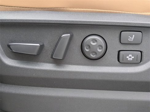 New 2025 INFINITI QX80 Sensory image 22