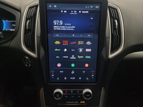 Used 2023 Ford Edge SEL image 25