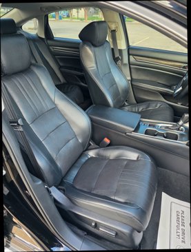 Used 2018 Honda Accord Touring image 22