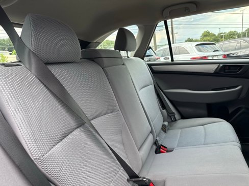 Used 2019 Subaru Outback 2.5i image 32