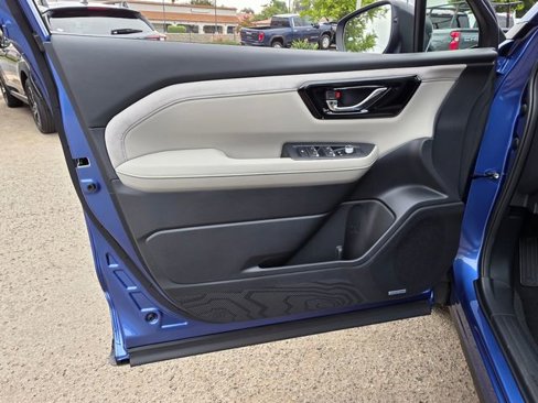 New 2025 Subaru Forester Limited image 19