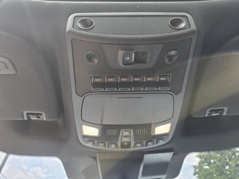 Used 2019 Ford F150 Raptor w/ Equipment Group 802A Luxury image 14