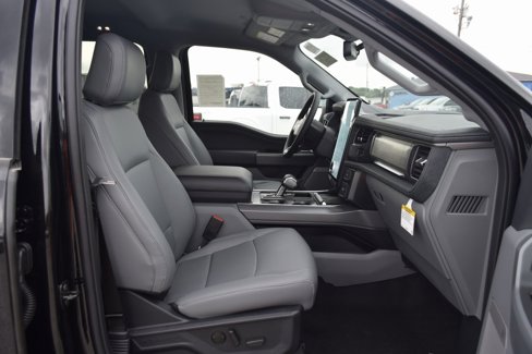 New 2025 Ford F150 Lightning Flash image 23