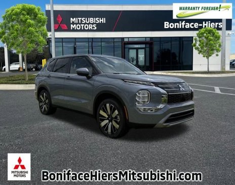 New 2025 Mitsubishi Outlander SE image 1