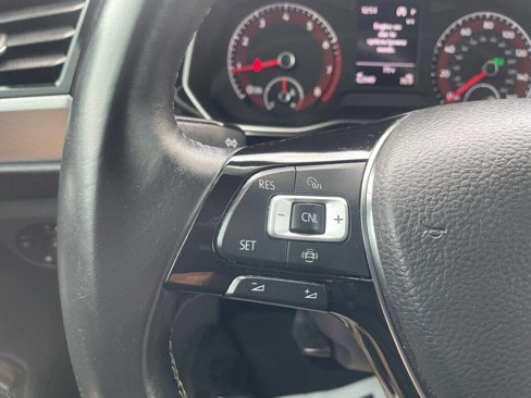 Used 2020 Volkswagen Jetta R-Line image 28