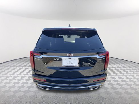 New 2025 Cadillac XT6 Luxury image 5
