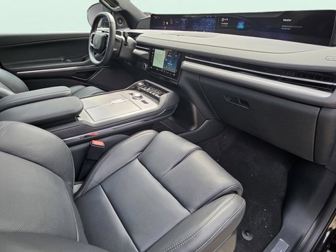 New 2025 Lincoln Navigator Reserve image 15