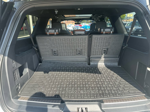 Used 2024 Lincoln Navigator L Reserve image 34