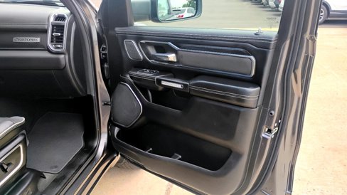 Used 2024 RAM 1500 Laramie image 18