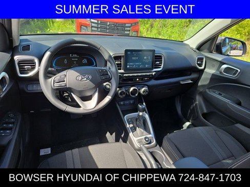 New 2025 Hyundai Venue SEL image 6