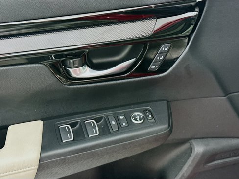 Used 2025 Honda CR-V EX-L image 15