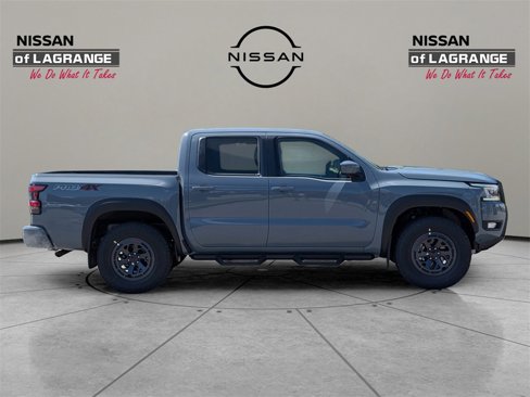 New 2025 Nissan Frontier PRO-4X w/ Pro Convenience Package image 7