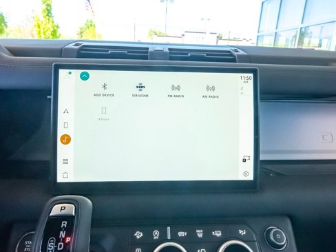 New 2025 Land Rover Defender 90 S image 20