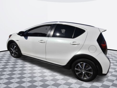 Used 2018 Toyota Prius C Four image 3