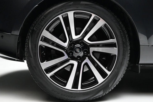 Used 2023 Land Rover Range Rover SE image 37