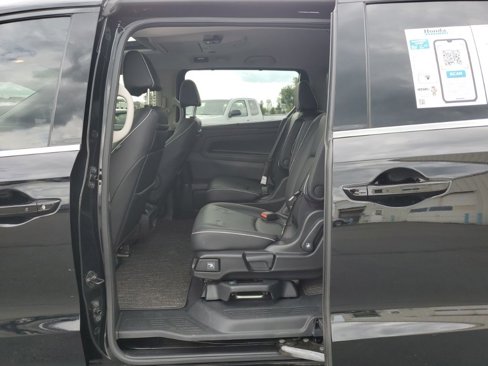 Certified 2025 Honda Odyssey Elite image 34