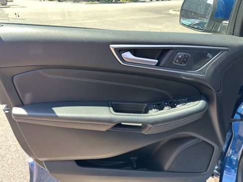 Used 2024 Ford Edge Titanium image 21