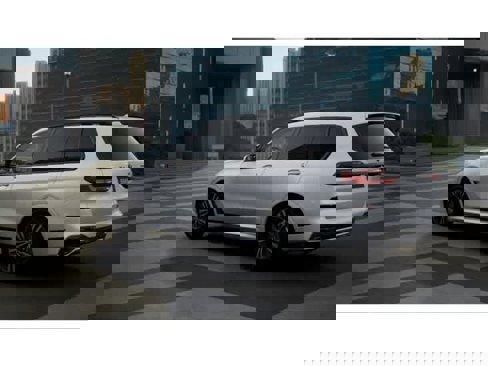 New 2026 BMW X7 M60i image 2
