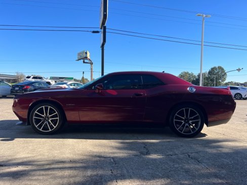 Used 2021 Dodge Challenger R/T w/ Plus Package image 12
