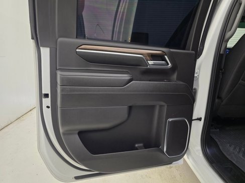 Used 2024 Chevrolet Silverado 2500 LT image 40