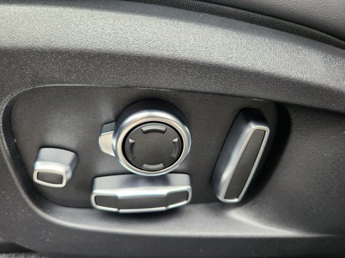 New 2026 Jaguar F-PACE R-Dynamic S image 12