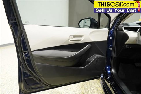 Used 2025 Toyota Corolla LE image 25