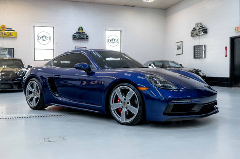 Used 2021 Porsche 718 Cayman GT4 image 5