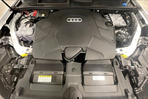 Certified 2025 Audi Q7 3.0T Prestige w/ Prestige Package image 10