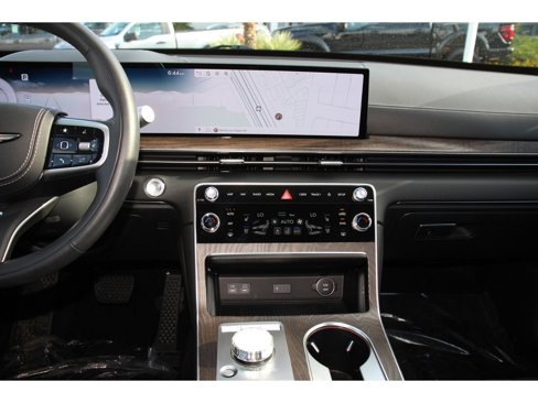 Used 2025 Genesis GV80 3.5T Prestige image 7