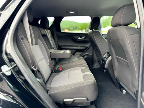 Used 2025 Chevrolet Blazer LT image 26