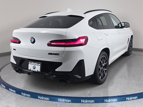New 2025 BMW X4 M40i image 5