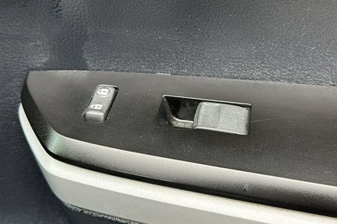Used 2018 Toyota Tundra SR5 image 21