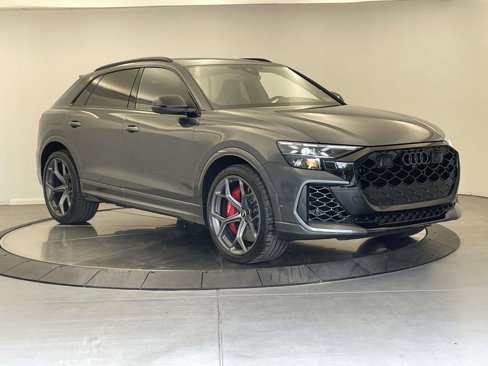 New 2025 Audi RS Q8 performance image 9