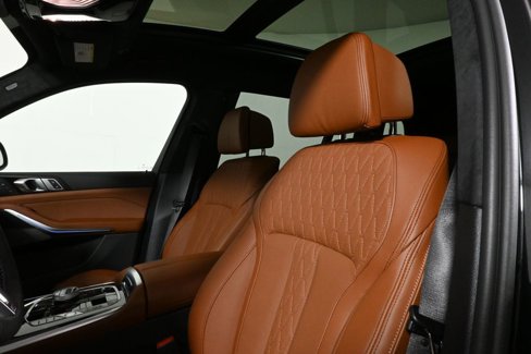 New 2026 BMW X7 M60i image 16