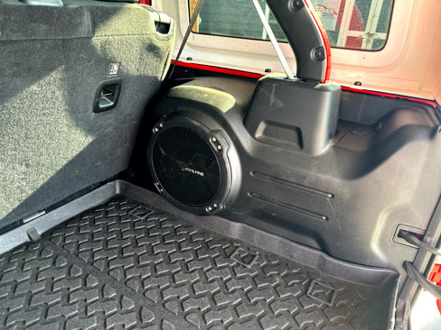 Used 2018 Jeep Wrangler Unlimited Sahara w/ Dual Top Group image 43