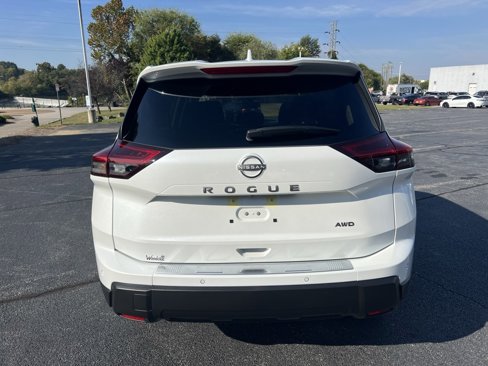 New 2026 Nissan Rogue SV image 4