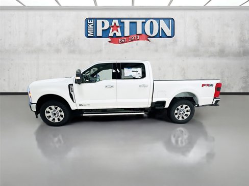New 2025 Ford F250 Lariat w/ Chrome Package image 4