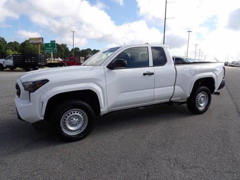 Used 2024 Toyota Tacoma SR image 3