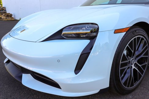 Used 2020 Porsche Taycan Turbo image 31