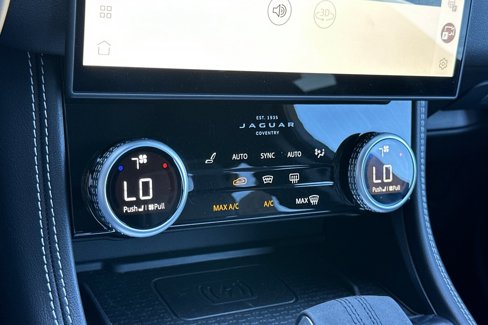 Used 2025 Jaguar F-PACE R-Dynamic S image 23