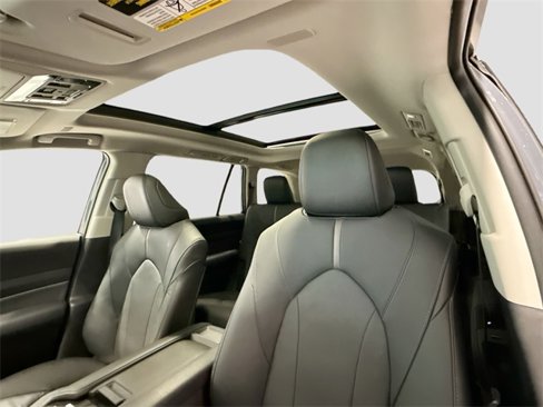 New 2026 Toyota Grand Highlander Platinum image 19