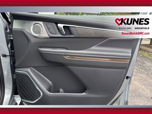 New 2026 Buick Enclave Avenir w/ Super Cruise Package image 68