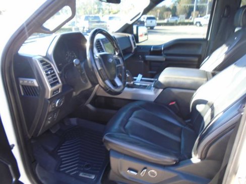 Used 2018 Ford F150 Platinum w/ Equipment Group 701A Luxury image 17