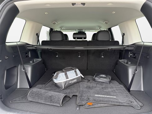 Used 2025 Hyundai Santa Fe SEL image 18
