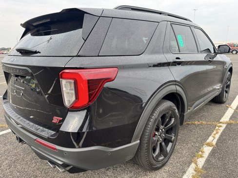 Used 2022 Ford Explorer ST w/ Equipment Group 401A image 4