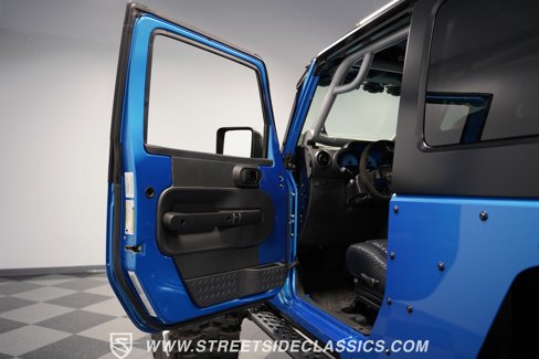 Used 2010 Jeep Wrangler Rubicon w/ PWR Convenience Group image 36