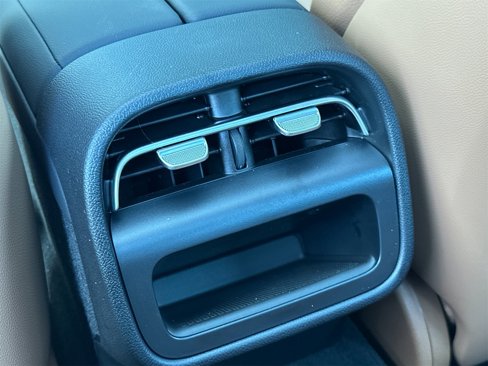 New 2026 Mercedes-Benz E 350 4MATIC Sedan image 13